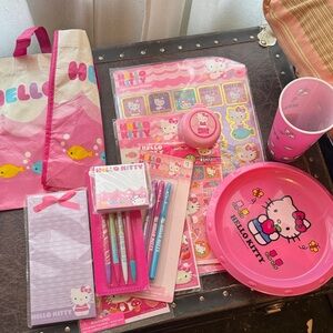 Hello Kitty Pink and White Party Favor Set